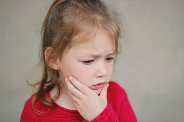 Çocuklarda Diş Yaralanması Tedavisi