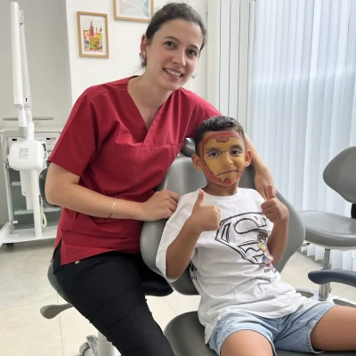 Uzman Çocuk Diş Hekimi Özlem Zencircioğlu